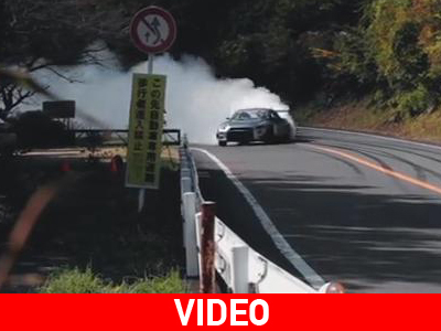 Ντριφτάροντας σε μια από τις πιο επικίνδυνες διαδρομές